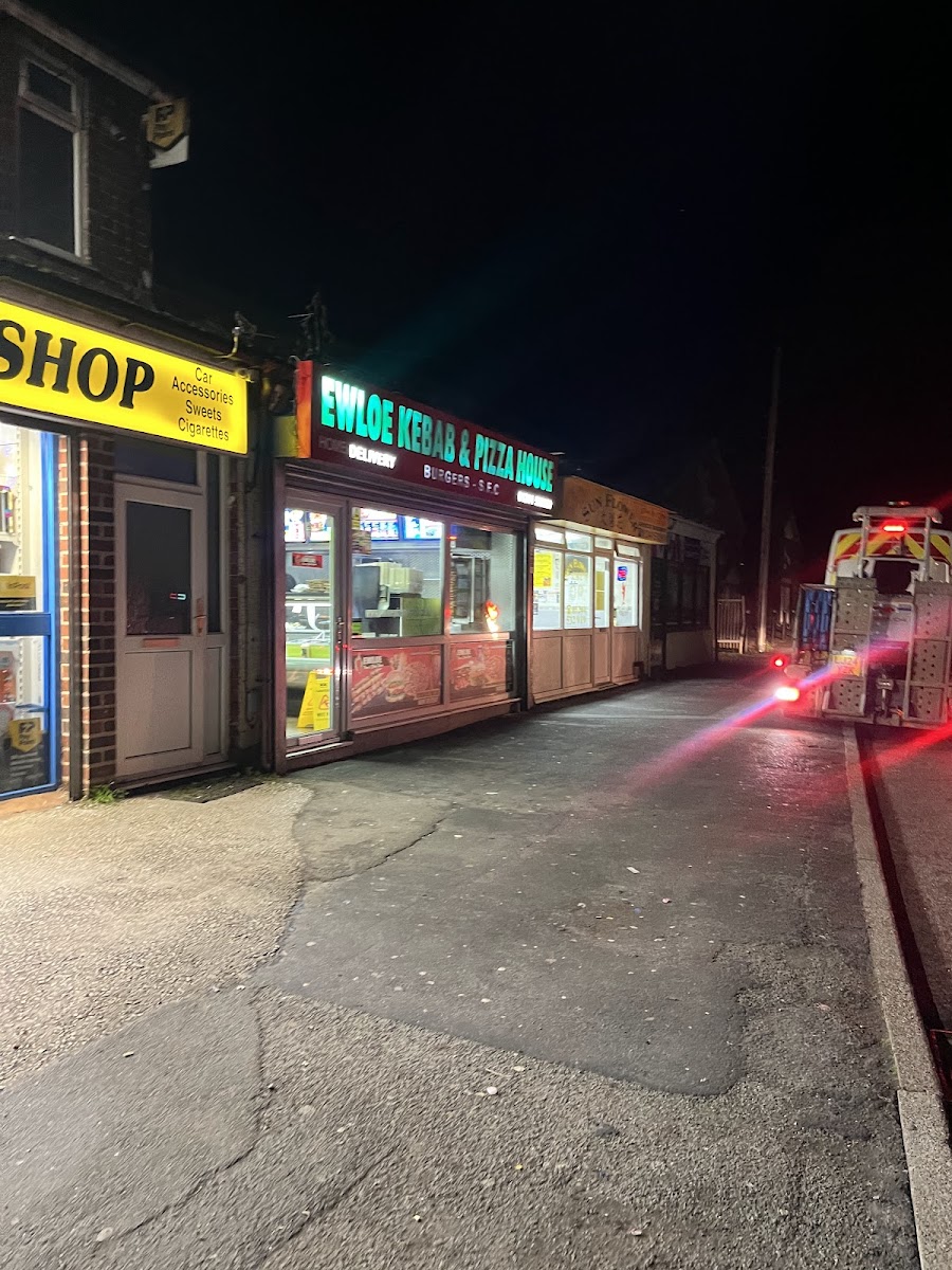 Ewloe Kebab And Pizza House